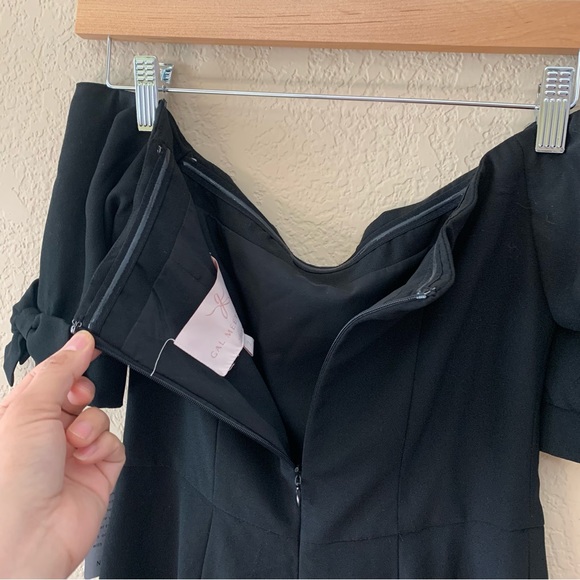 NEW Gal Meets Glam Meredith Jumpsuit - Picture 12 of 15